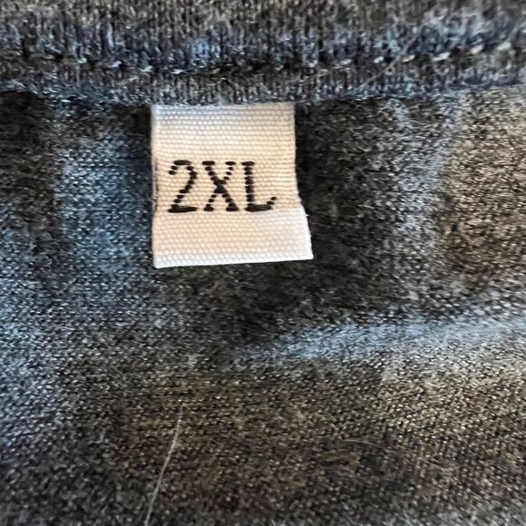 Swiftie T-Shirt - Books / Album Titles - Size 2XL - Picture 4 of 5